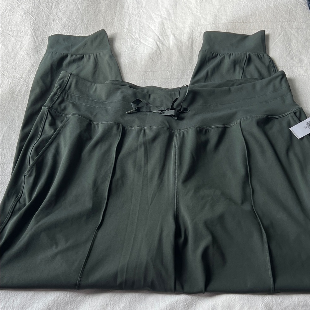 Old Navy PowerSoft Dark Green Joggers XXL Tall